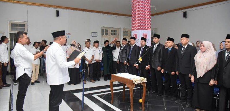 Lantik 18 Pejabat, Wali Kota Bima : Jaga Amanah Ini Dengan Baik
